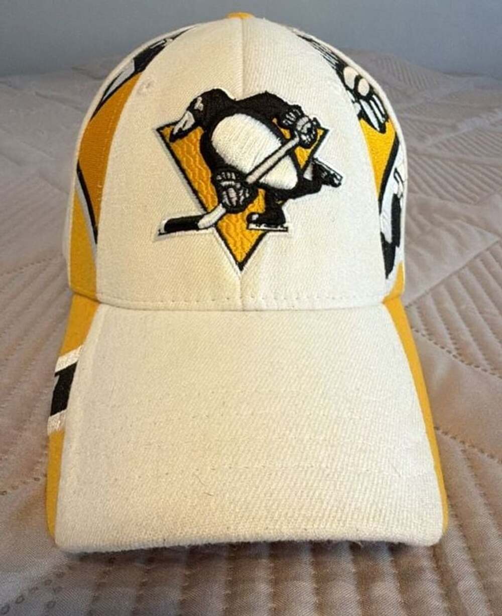 Zephyr Pittsburgh Penguins NHL Z-Fit Hat Size M/L
